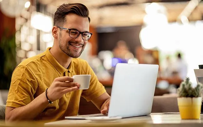 Staff Augmentation vs. Freelance: The Strategic Decision Your Development Team Needs
